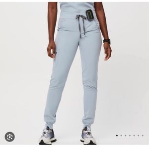 COPY - COPY - Figs women's Dusty Blue Zamora Jogger Scrub Pants - M / Dusty Blue